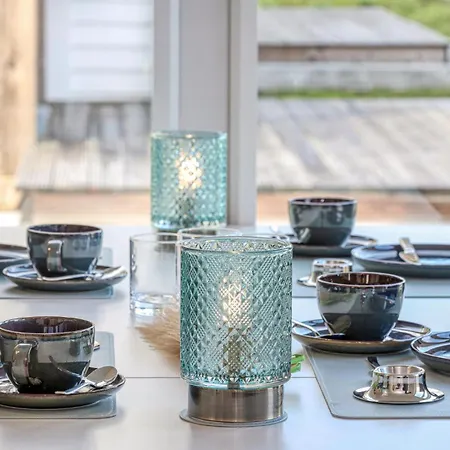 Gorgeous In With Wifi *