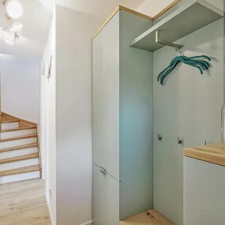 Skønt Hus I Med Sauna Feriehus Tossens